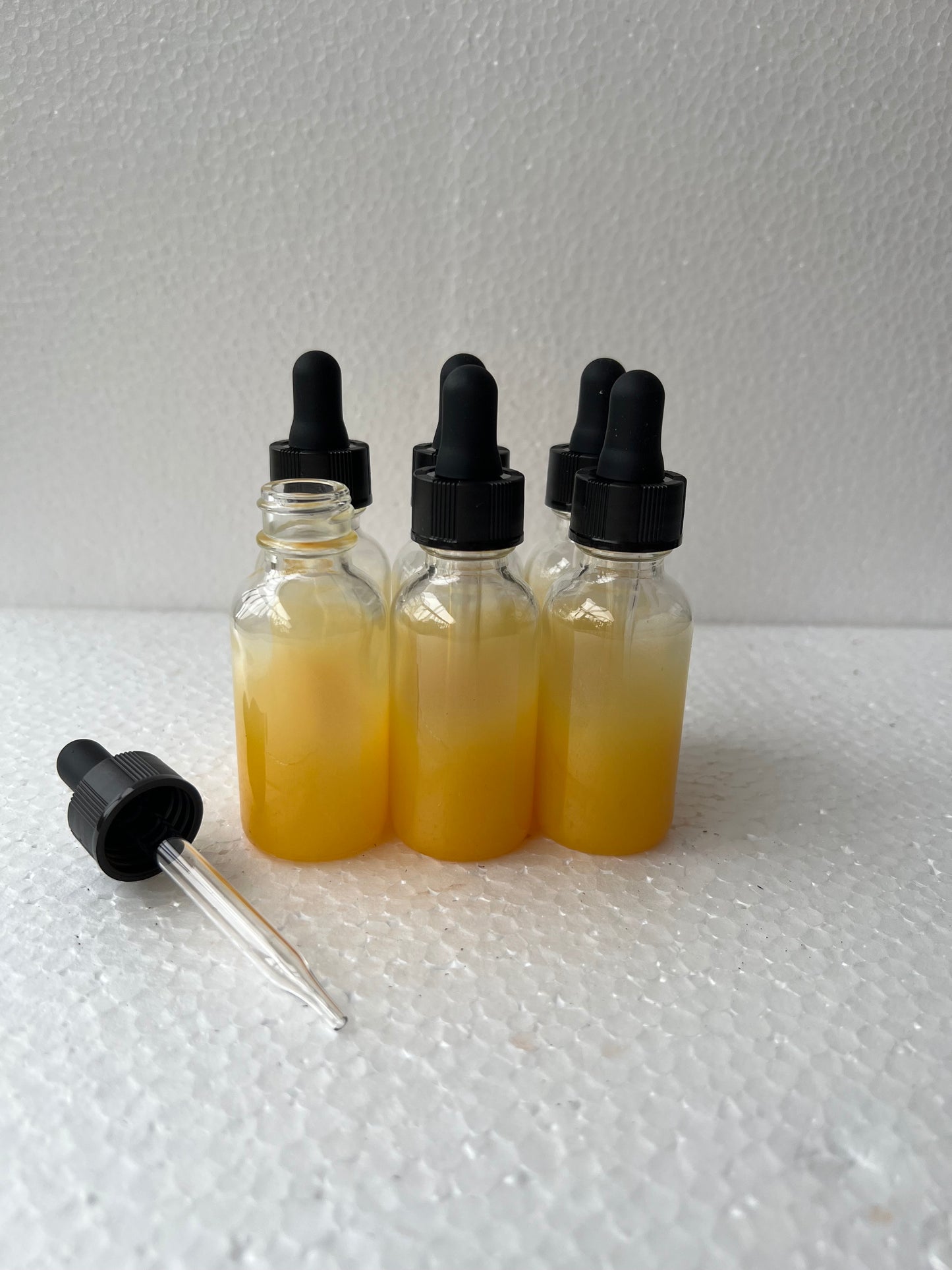 6-Pack Yellow Glass Dropper Bottles - 1oz Boston Bottles